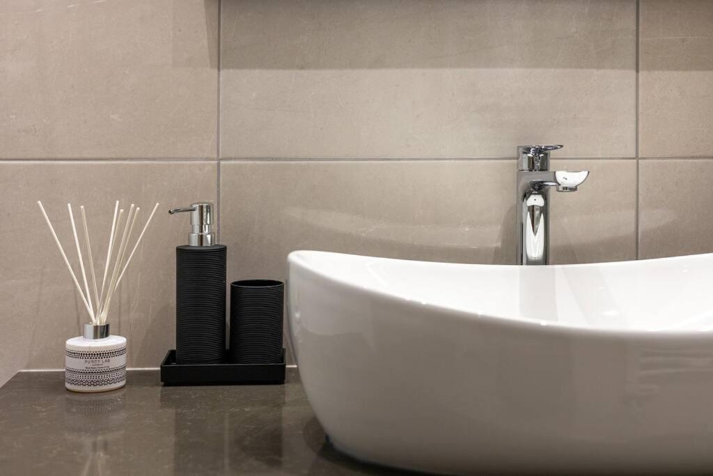 Apartman Drago 4* - 2 Minutes From The Town Centre Split Exteriör bild