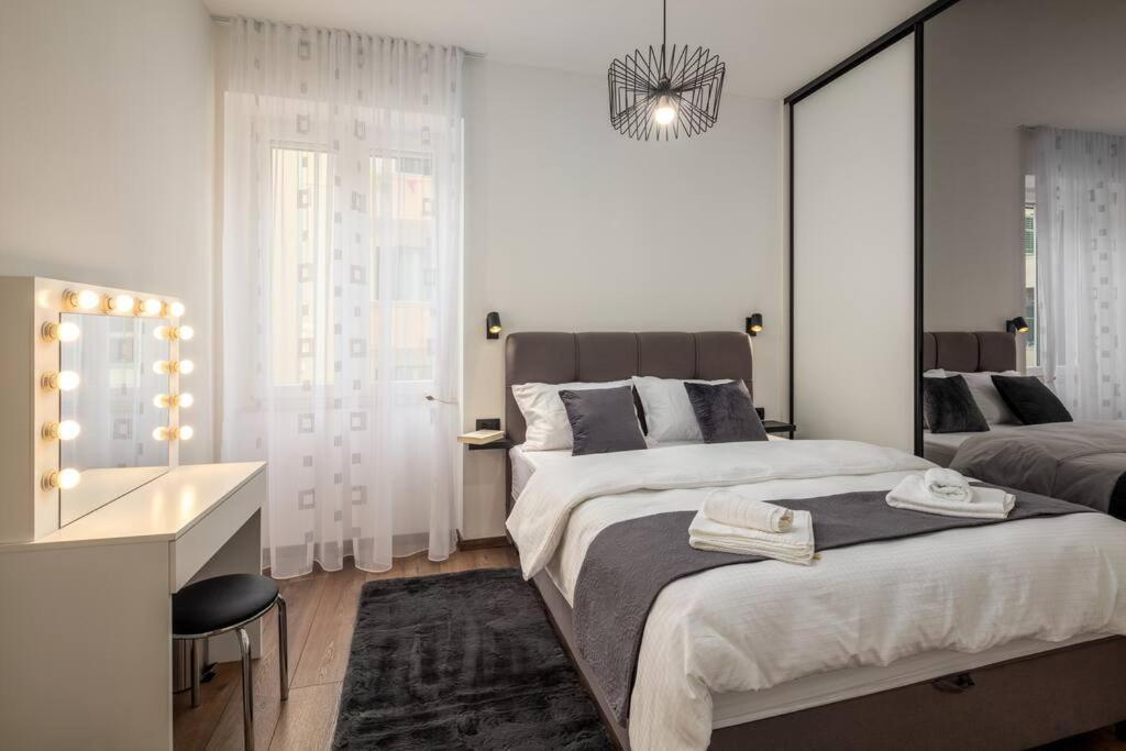 Apartman Drago 4* - 2 Minutes From The Town Centre Split Exteriör bild