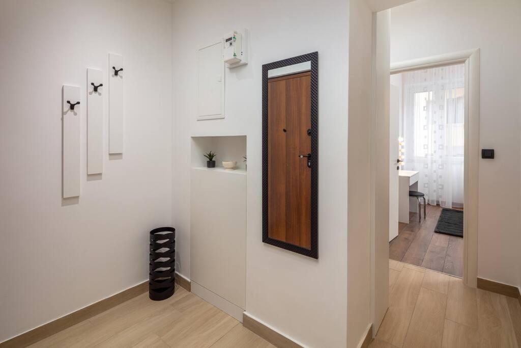 Apartman Drago 4* - 2 Minutes From The Town Centre Split Exteriör bild